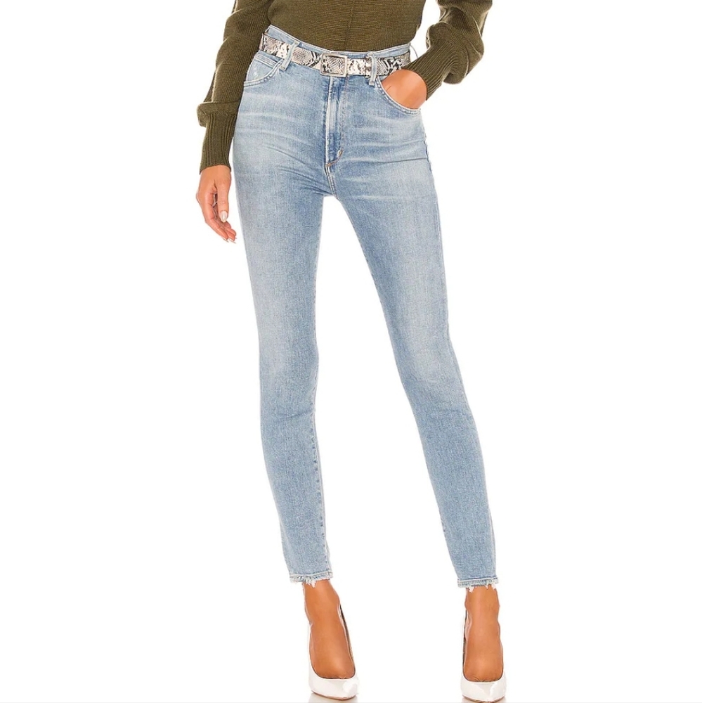 NWOT Citizens Chrissy Jeans